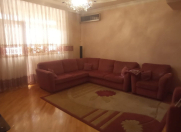 Satılır 5 otaqlı 153 m2 yeni tikili Qara Qarayev m.