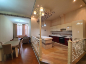 İcarəyə verilir 4 otaqlı 200 m2 yeni tikili Sahil m.