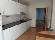 İcarəyə verilir 3 otaqlı 156 m2 yeni tikili Şah İsmayıl Xətai m.