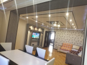 İcarəyə verilir 3 otaqlı 90 m2 köhnə tikili Gənclik m.