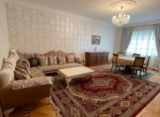 İcarəyə verilir 3 otaqlı 130 m2 yeni tikili Elmlər Akademiyası m.