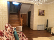 İcarəyə verilir 4 otaqlı 3 m2 bağ evi Buzovna