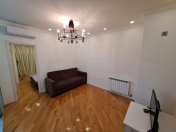 İcarəyə verilir 2 otaqlı 65 m2 yeni tikili 8 Noyabr m.