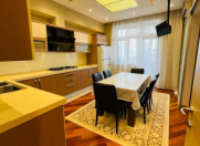 İcarəyə verilir 3 otaqlı 148 m2 yeni tikili 3 mkr