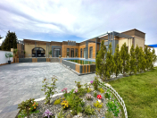 Satılır 4 otaqlı 220 m2 bağ evi Mərdəkan