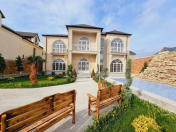 Satılır 6 otaqlı 260 m2 həyət evi Mərdəkan