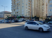 İcarəyə verilir 3 otaqlı 128 m2 yeni tikili 8 Noyabr m.