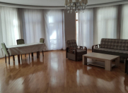 İcarəyə verilir 3 otaqlı 155 m2 yeni tikili Şah İsmayıl Xətai m.