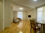 İcarəyə verilir 3 otaqlı 150 m2 yeni tikili Şah İsmayıl Xətai m.