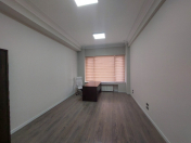 İcarəyə verilir 2 otaqlı 60 m2 ofis 28 May m.