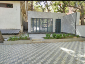 İcarəyə verilir 8 otaqlı 200 m2 ofis Memar Əcəmi m.