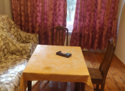 İcarəyə verilir 2 otaqlı 30 m2 köhnə tikili Memar Əcəmi m.