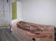 İcarəyə verilir 3 otaqlı 100 m2 köhnə tikili Xətai r.