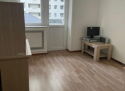 İcarəyə verilir 14 otaqlı 500 m2 ofis Şah İsmayıl Xətai m.