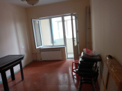 İcarəyə verilir 2 otaqlı 65 m2 köhnə tikili Nəsimi r.