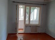 Satılır 1 otaqlı 50 m2 köhnə tikili 8 mkr