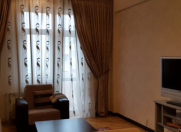 İcarəyə verilir 3 otaqlı 110 m2 yeni tikili Elmlər Akademiyası m.