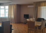 İcarəyə verilir 3 otaqlı 160 m2 yeni tikili Xətai r.