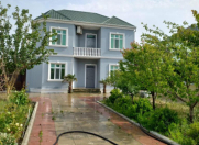 İcarəyə verilir 5 otaqlı 200 m2 bağ evi Novxanı