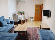 İcarəyə verilir 2 otaqlı 65 m2 köhnə tikili 8 mkr