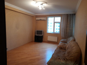 İcarəyə verilir 2 otaqlı 84 m2 yeni tikili 9 mkr