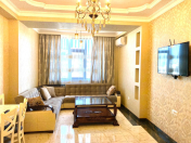 İcarəyə verilir 2 otaqlı 70 m2 yeni tikili 8 Noyabr m.