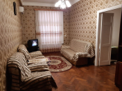 İcarəyə verilir 2 otaqlı 55 m2 köhnə tikili Sahil m.