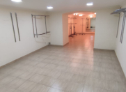 Satılır 2 otaqlı 200 m2 obyekt Sahil m.