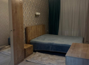 İcarəyə verilir 2 otaqlı 80 m2 köhnə tikili Gənclik m.