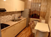 İcarəyə verilir 3 otaqlı 80 m2 köhnə tikili Neftçilər m.