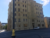 Satılır 3 otaqlı 85 m2 köhnə tikili Səbail r.