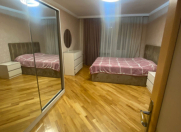 İcarəyə verilir 3 otaqlı 70 m2 köhnə tikili 28 May m.