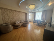 İcarəyə verilir 3 otaqlı 153 m2 yeni tikili 9 mkr