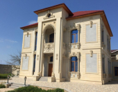 Satılır 13 otaqlı 500 m2 həyət evi Mərdəkan