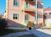 Satılır 5 otaqlı 240 m2 bağ evi Buzovna
