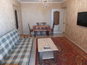 İcarəyə verilir 2 otaqlı 45 m2 köhnə tikili Xətai r.