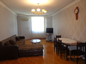 İcarəyə verilir 2 otaqlı 80 m2 yeni tikili 6-cı parallel