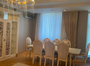 İcarəyə verilir 4 otaqlı 150 m2 yeni tikili Babək Plaza