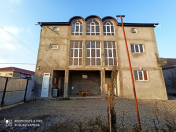 Satılır 9 otaqlı 675 m2 həyət evi Cəlilabad