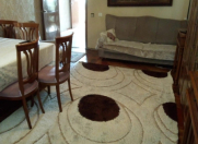 Satılır 3 otaqlı 100 m2 köhnə tikili 28 May m.