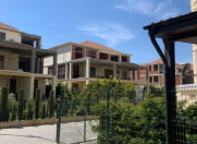 Satılır 3 otaqlı 122 m2 yeni tikili Buzovna