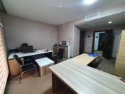 İcarəyə verilir 1 otaqlı 30 m2 ofis Nəriman Nərimanov m.