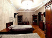 Satılır 5 otaqlı 210 m2 yeni tikili Nizami m.