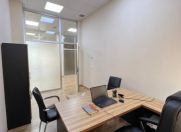 İcarəyə verilir 1 otaqlı 30 m2 ofis Keşlə bazarı