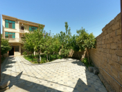 Satılır 7 otaqlı 330 m2 həyət evi Qara Qarayev m.