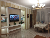 İcarəyə verilir 3 otaqlı 82 m2 köhnə tikili Gənclik m.