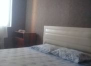 İcarəyə verilir 2 otaqlı 55 m2 köhnə tikili Memar Əcəmi m.