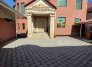 Satılır 7 otaqlı 650 m2 villa Quba