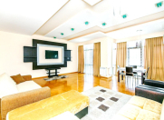 İcarəyə verilir 3 otaqlı 130 m2 yeni tikili 28 May m.