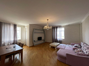 İcarəyə verilir 2 otaqlı 95 m2 yeni tikili Bakı Dövlət Universiteti